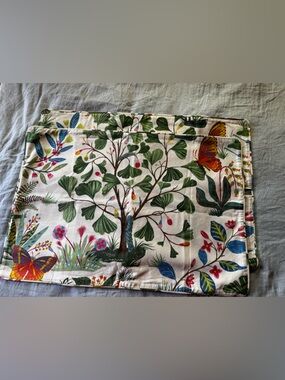 Pottery Barn Flora & Fauna standard pillow sham (2)